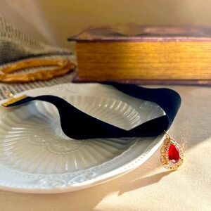 Vintage 18k Victorian Vampire Red Stone Velvet Black Ribbon Choker Halloween